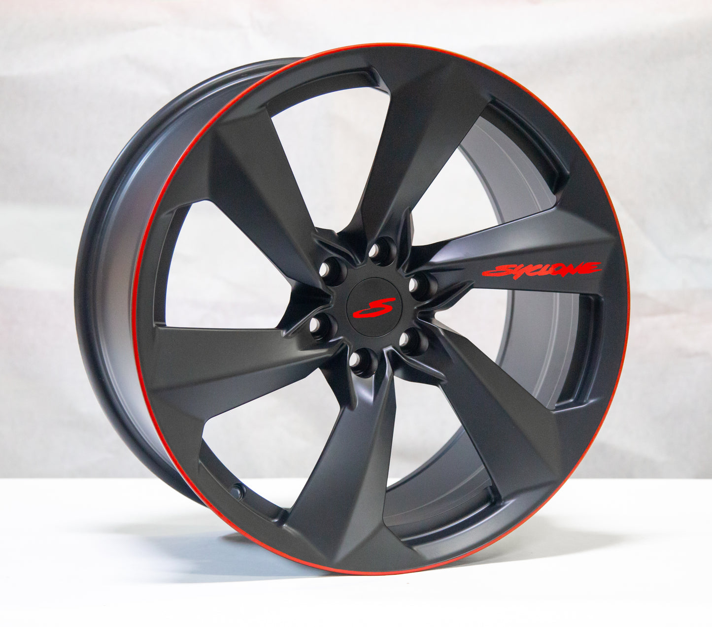 Syclone Wheel (Includes Centercaps)